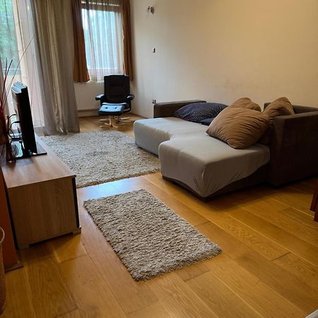 Ik Apartment Debreţin Exterior foto